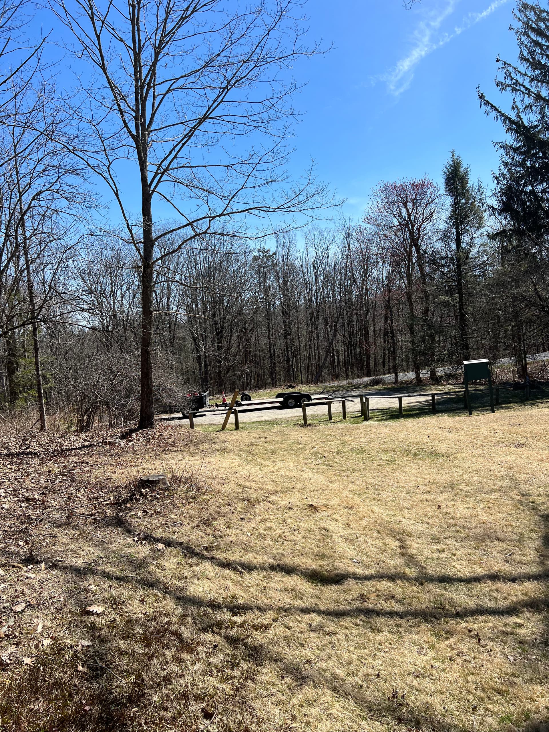 Gallery photos for Spring Cleanup That Turns a Leaf-Covered Lawn Into a Clean Slate: Image #3